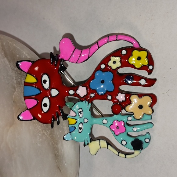 Jewelry - Floral Artsy Cat Brooch enamel